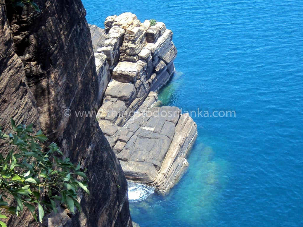 Lovers Leap Trincomalee