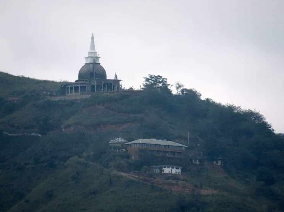 Mahamevnawa Monastery Ella