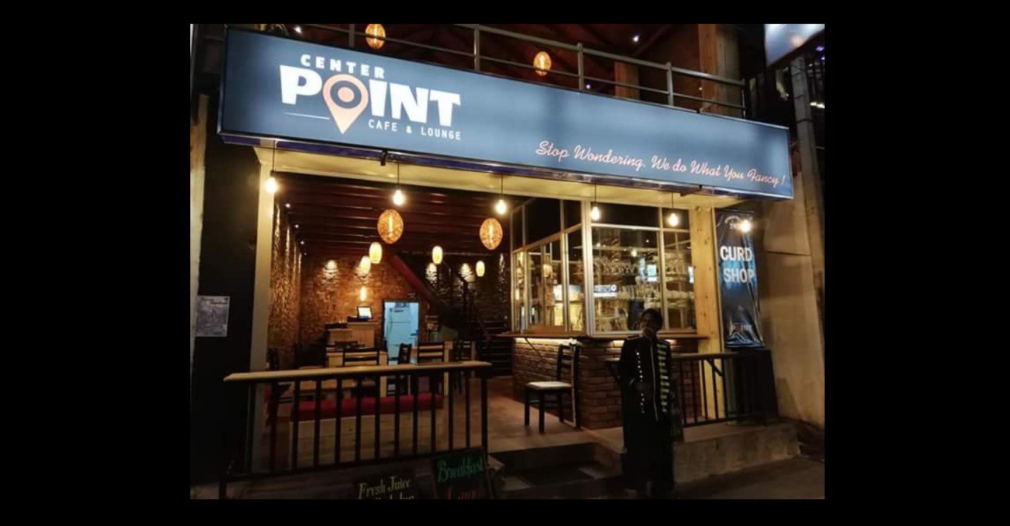 Center Point Cafe & Lounge