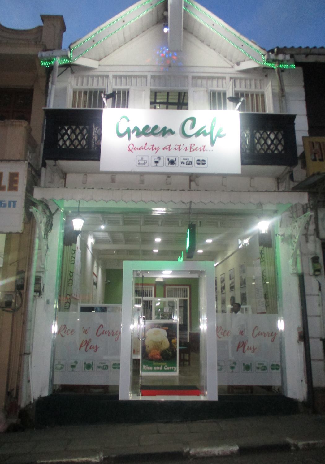 Green Cafe￼