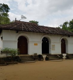 Degaldoruwa Raja Maha Vihara