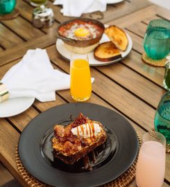 Table By Taru